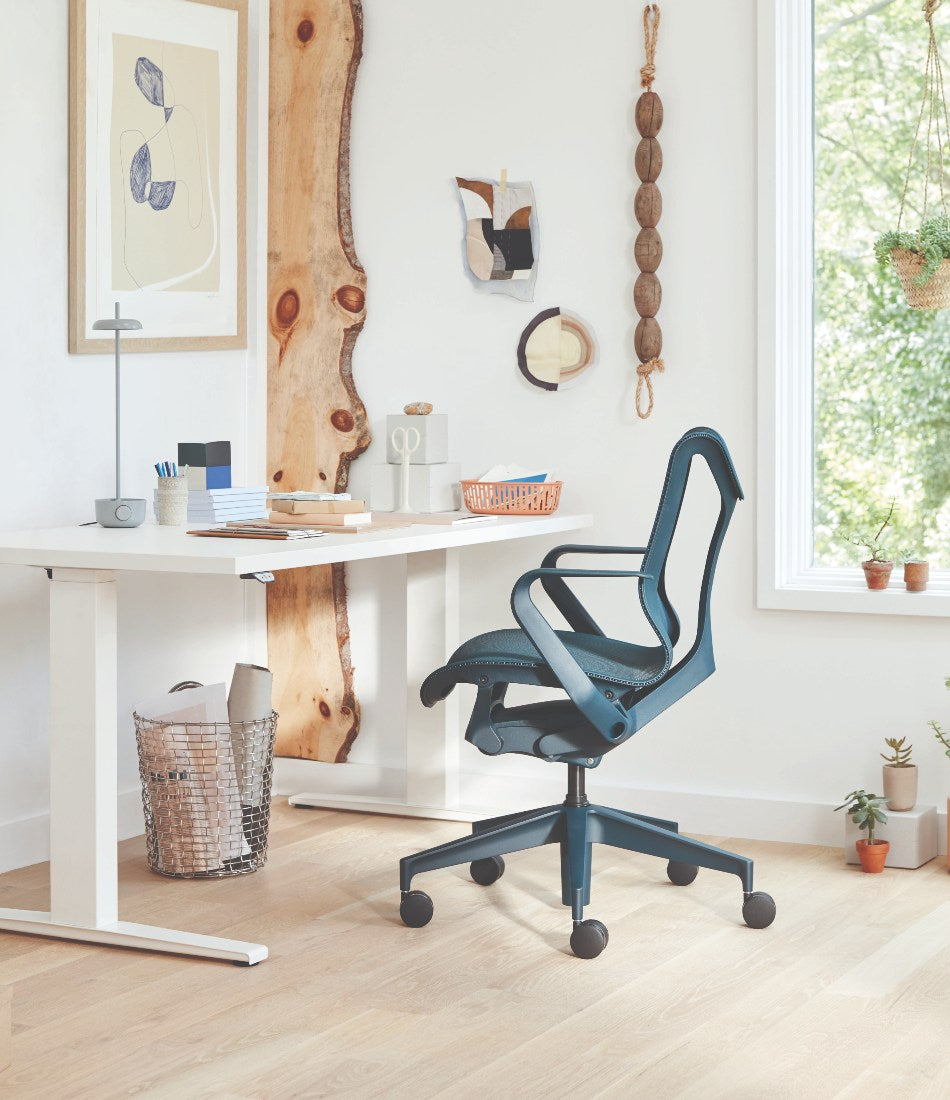 Nevi™ 坐立桌 - 24"D