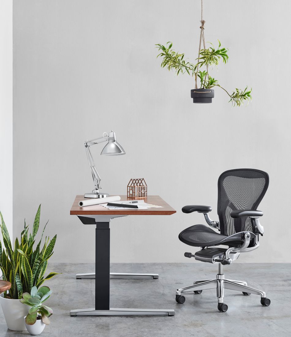 Renew可调节办公桌