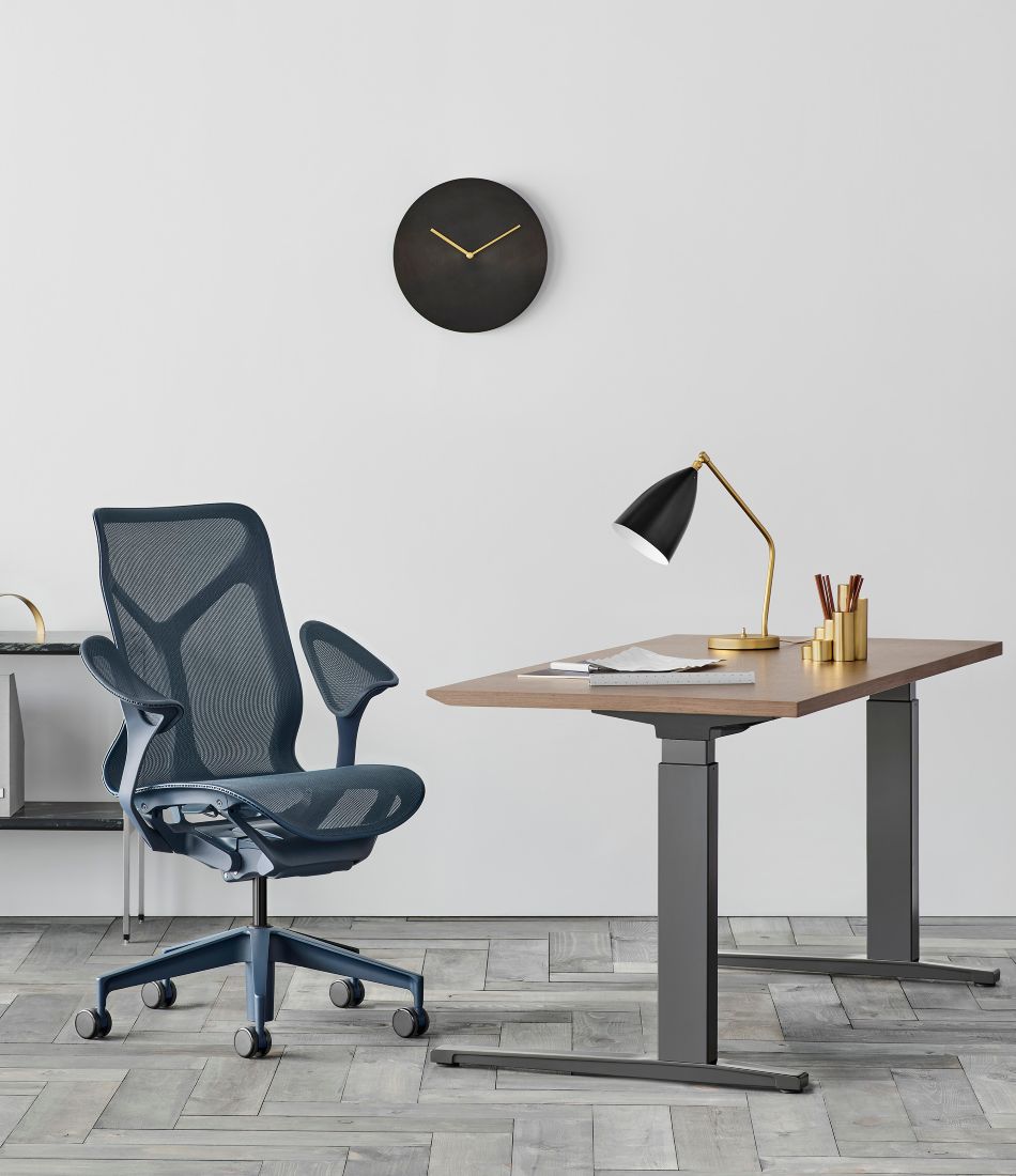 Renew可调节办公桌