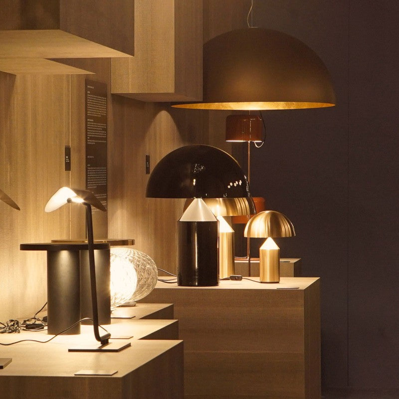 Atollo 金属台灯