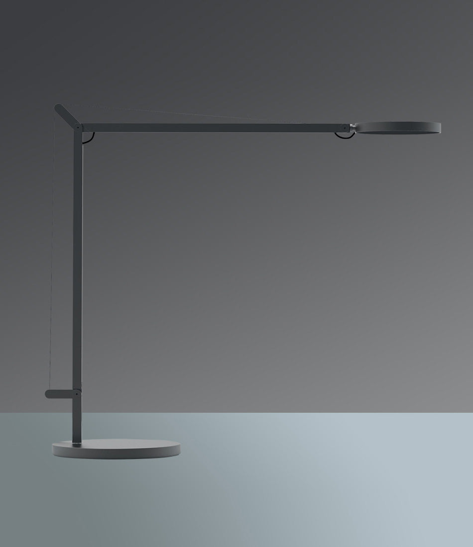 Demetra 专业 LED 台灯带底座