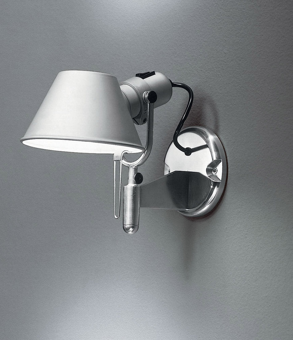 Tolomeo 壁灯带开关