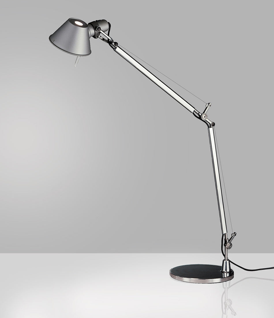 Tolomeo 台灯可调光