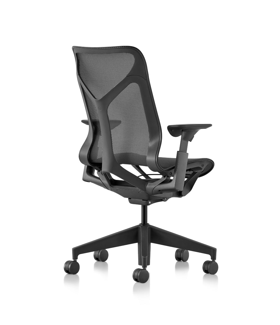 Cosm® 中背椅 - 石墨色