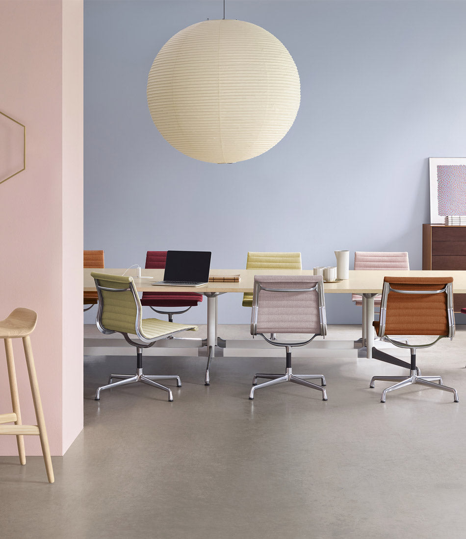 Eames® Aluminum Group Side Chair