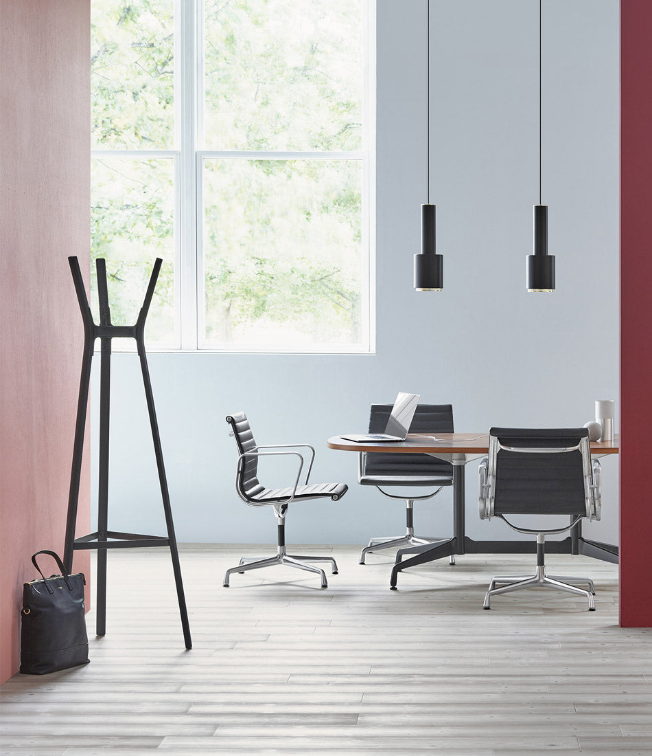 Eames® Aluminum Group Side Chair