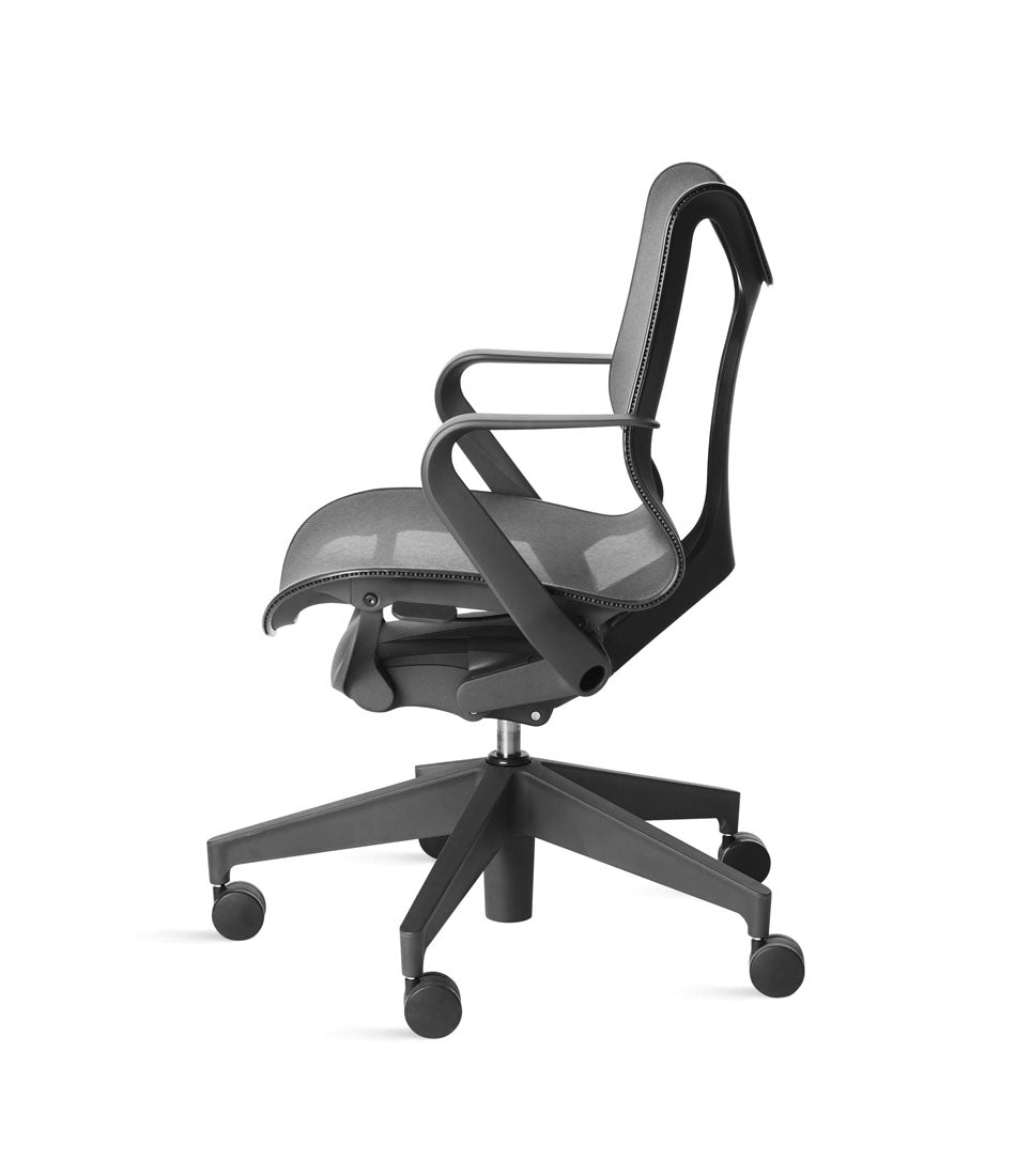 Cosm® 低背椅 - 石墨色