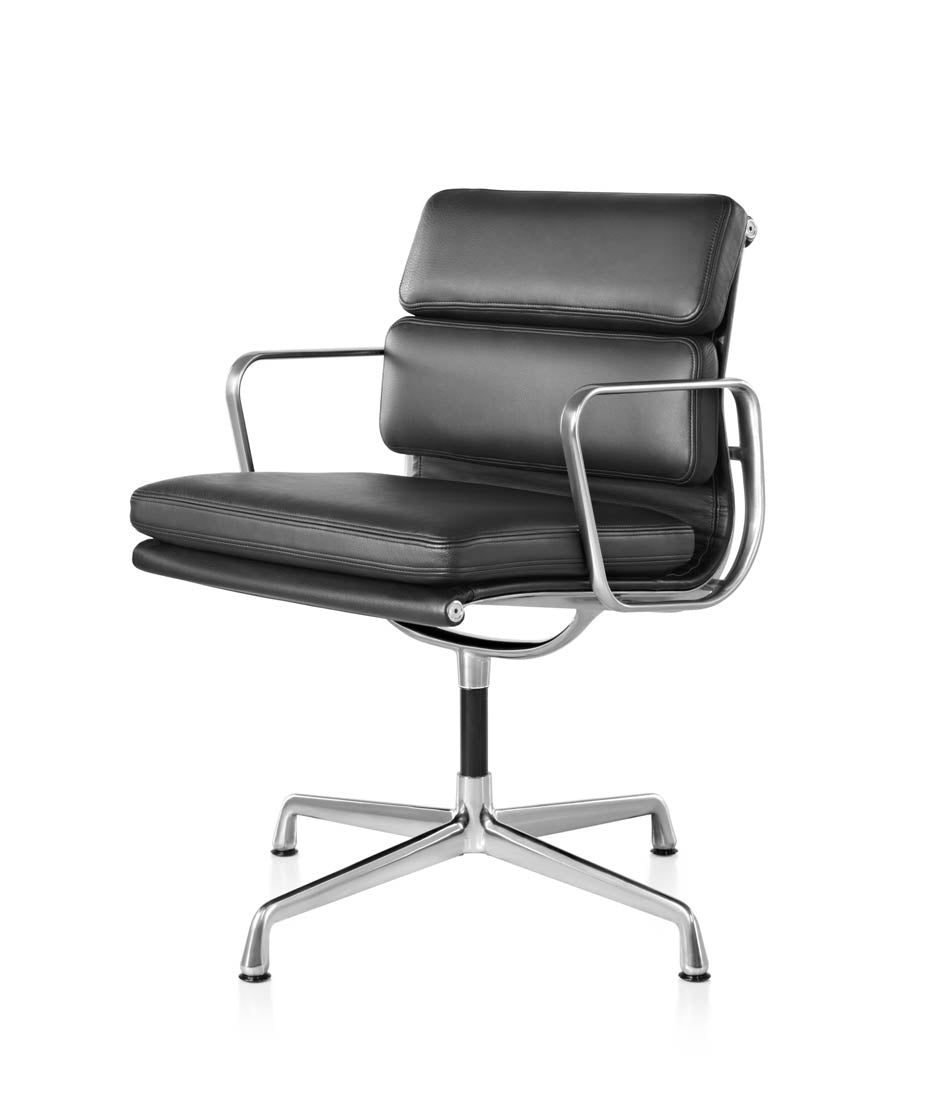 Eames® Soft Pad Management Guest Chair