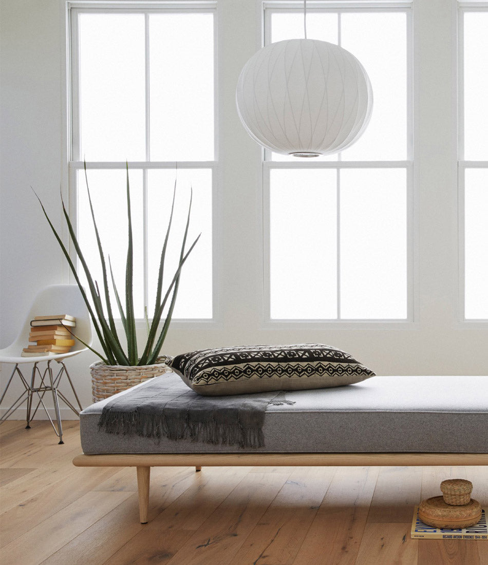 Nelson® Ball Crisscross® 气泡吊灯