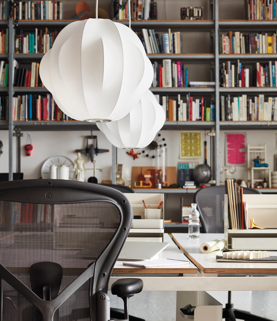 Nelson® Orbit™ 气泡吊灯