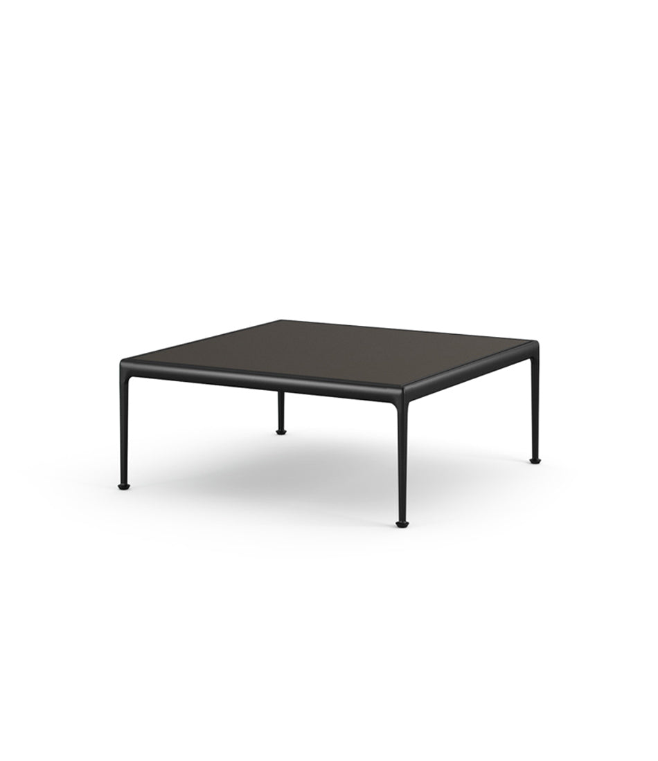 1966 系列咖啡桌 - 38" x 38"