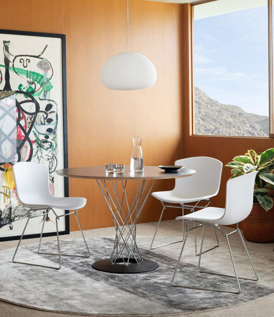 Bertoia 模压壳边椅