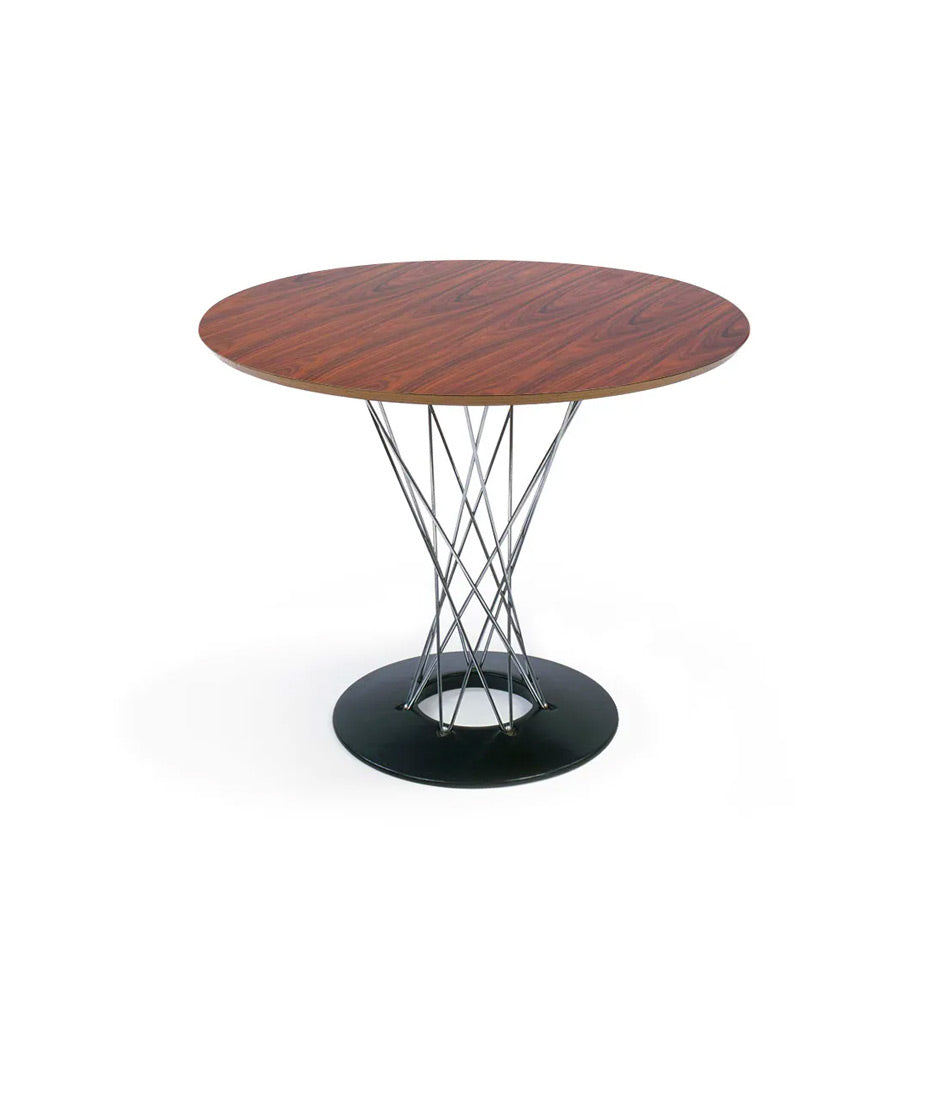 野口勇旋风餐桌