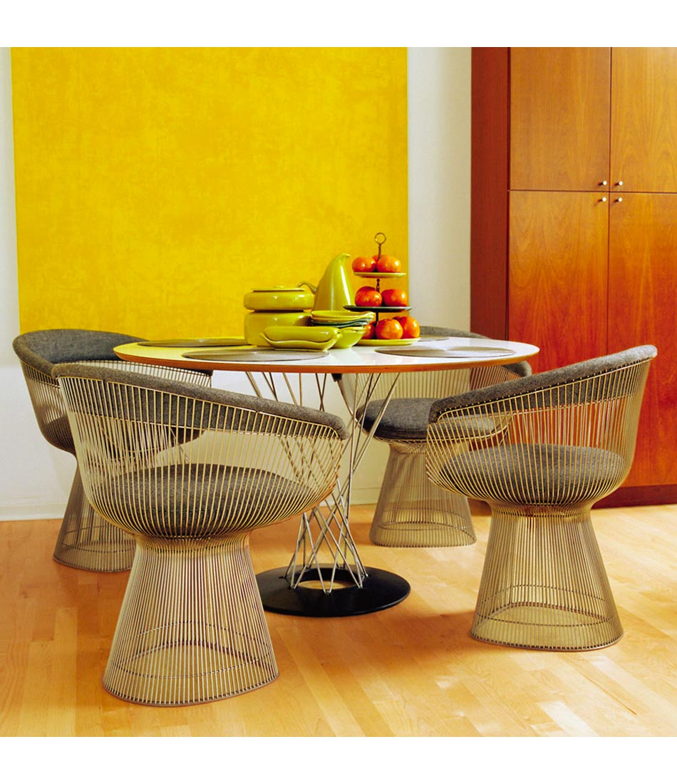 野口勇旋风餐桌