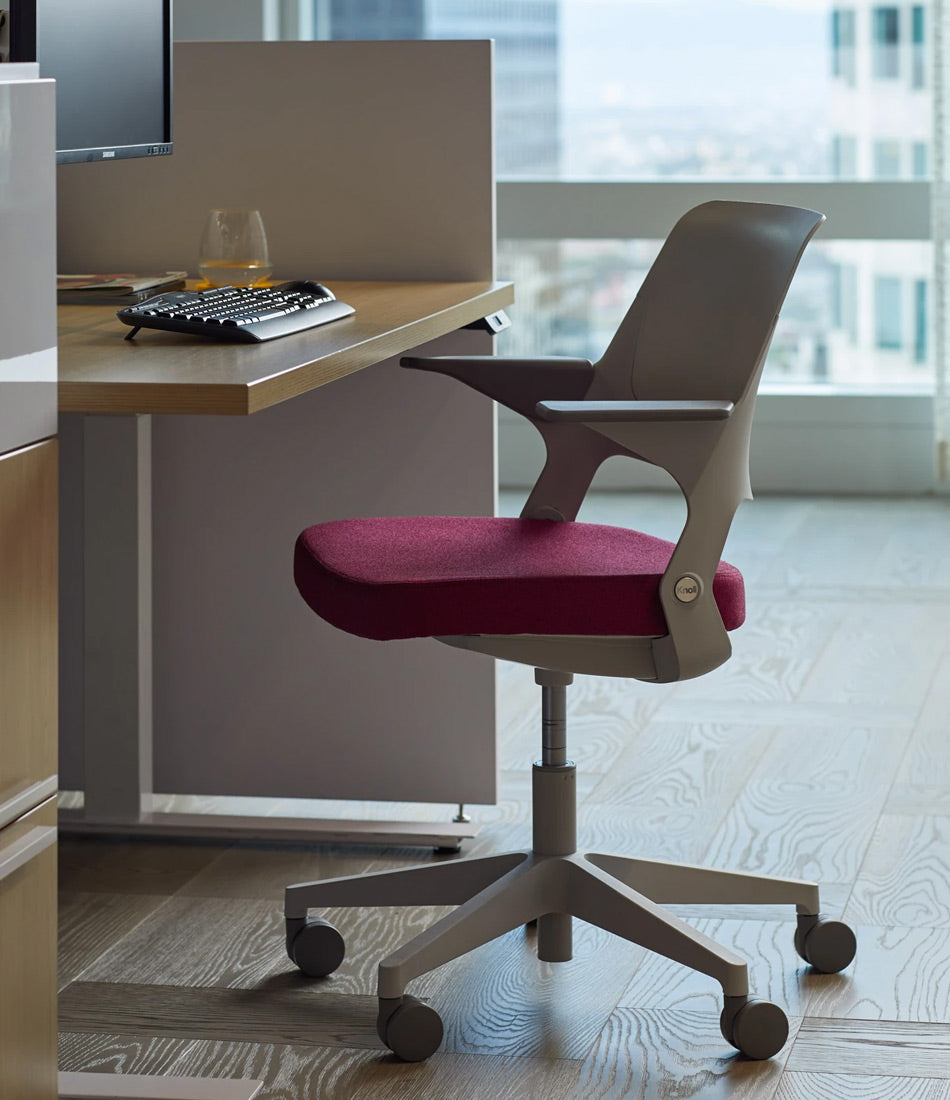 Ollo 轻型任务椅 - 浅灰色