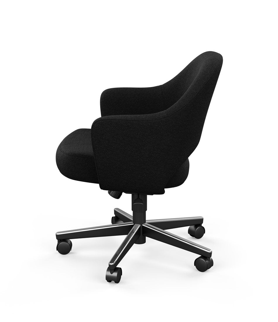 Saarinen Executive Chair With Casters - with Arms