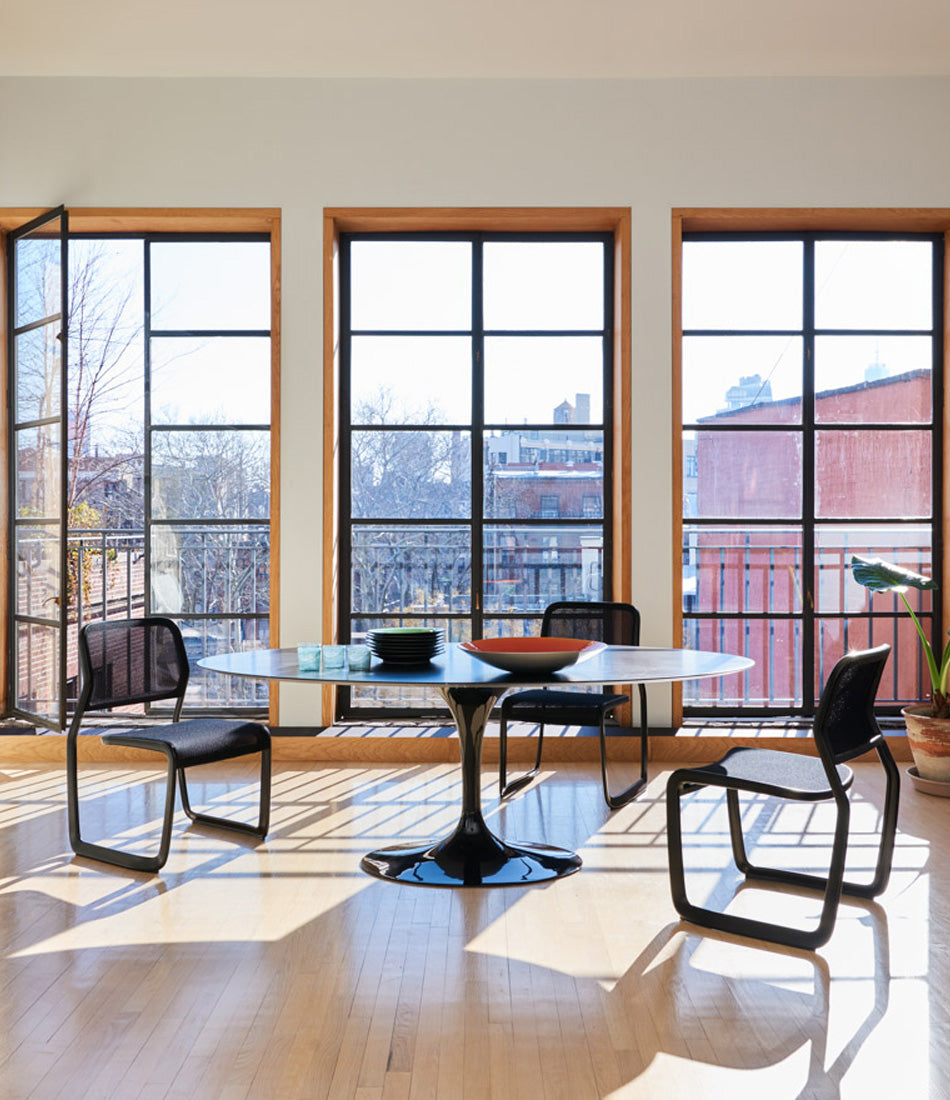 Saarinen Oval Dining Table - Laminate Top