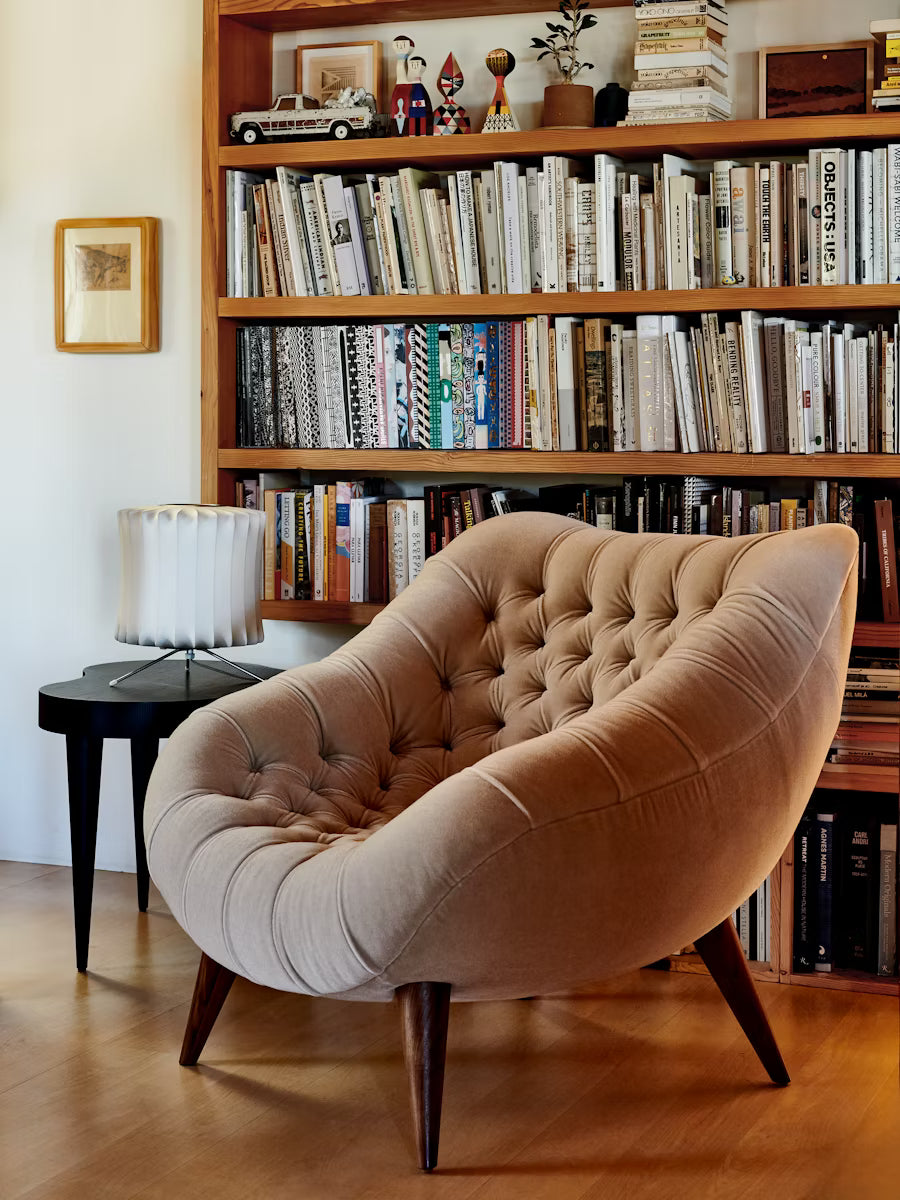 Nelson® Lantern 三脚架灯