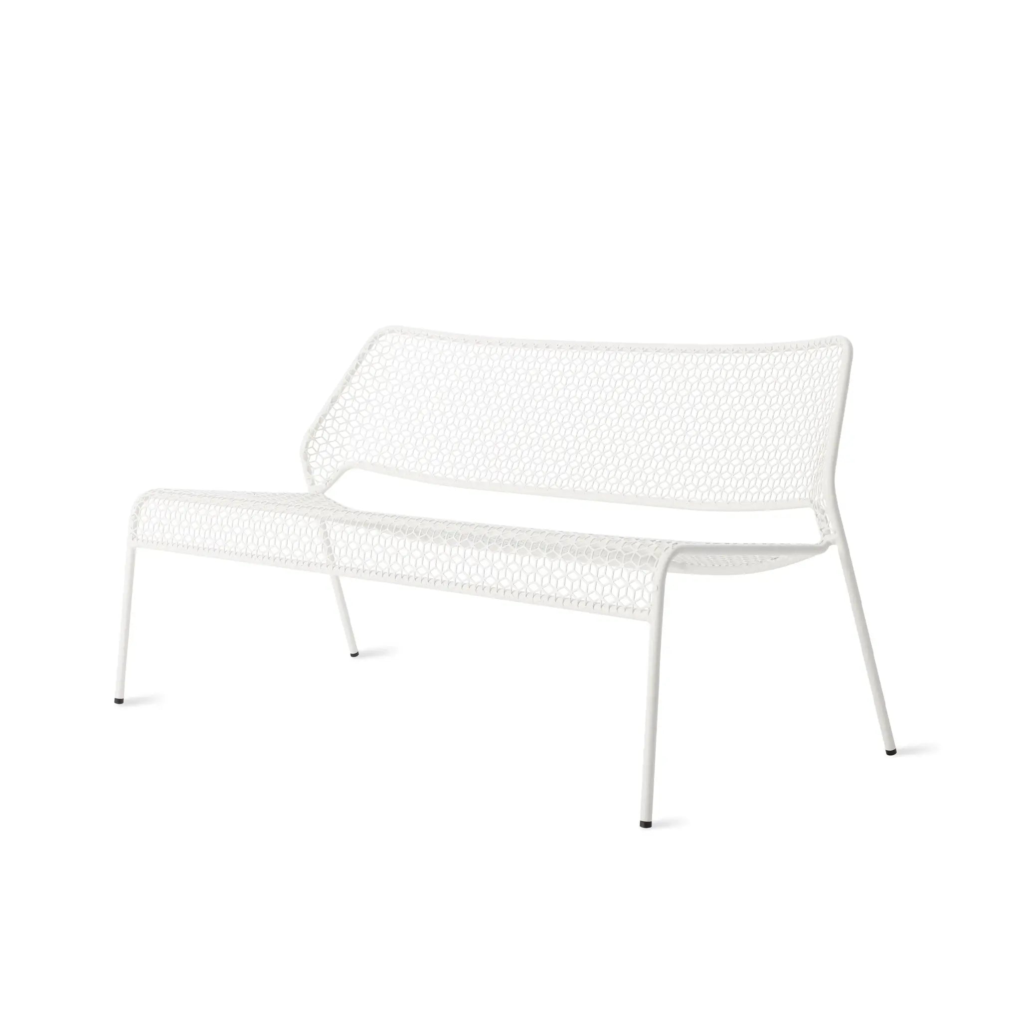 Hot Mesh Settee