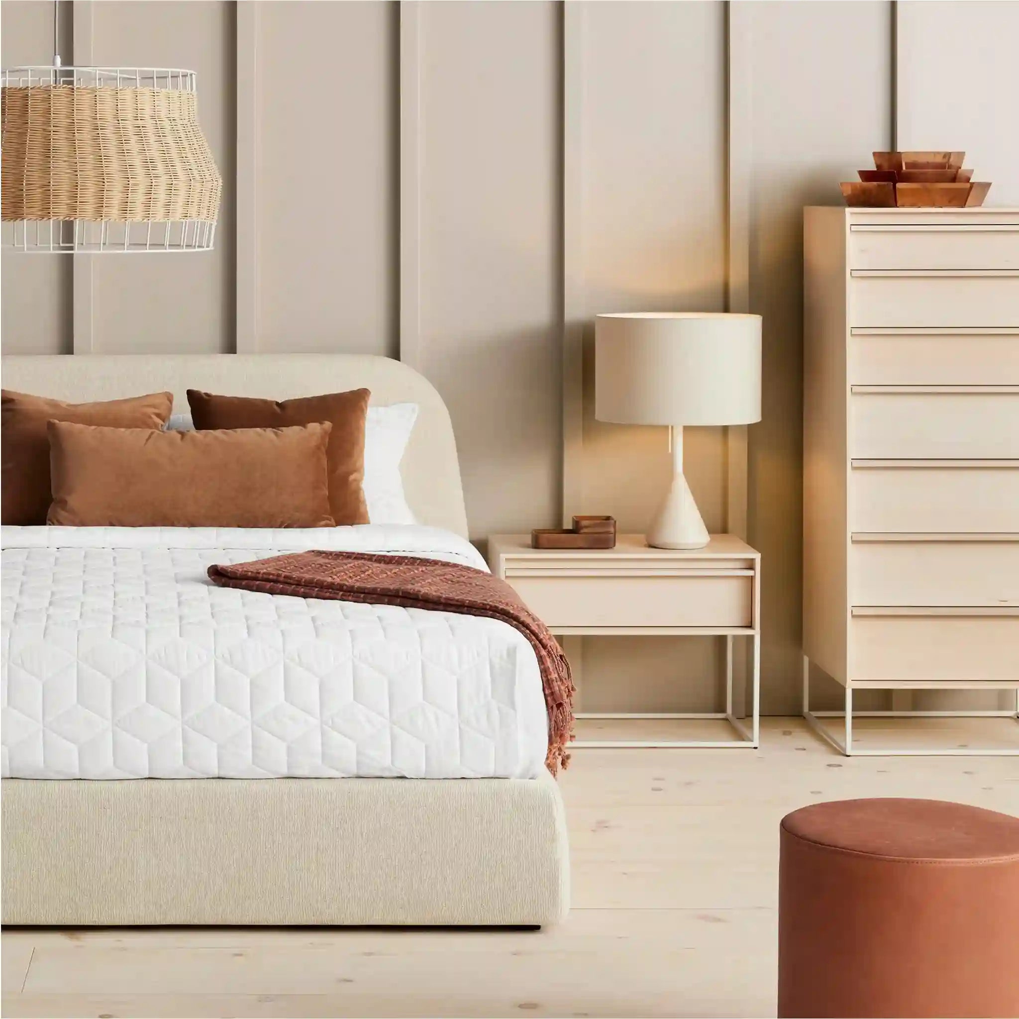 Lid Storage Bed