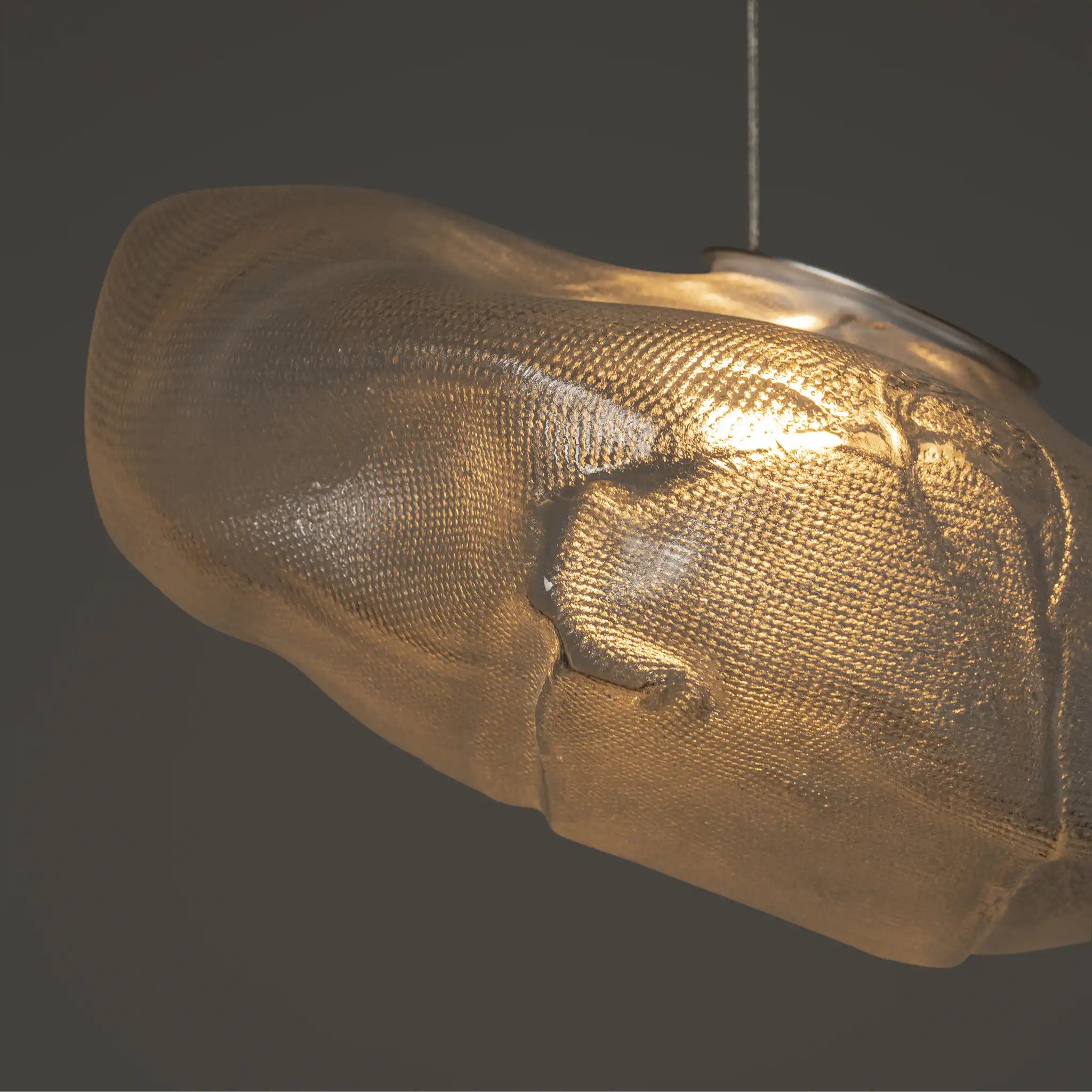 73.3 Random Suspension Light