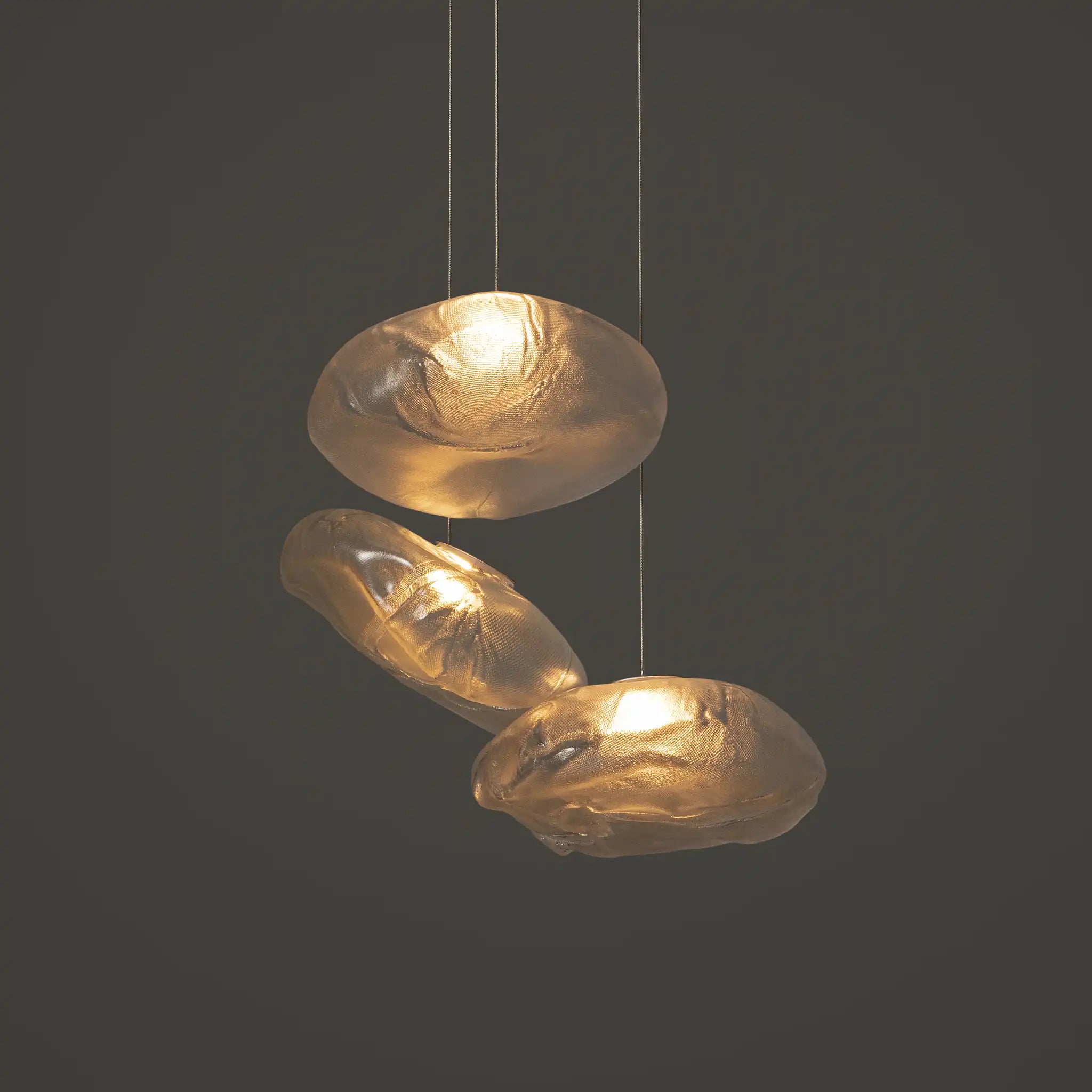 73.3 Random Suspension Light