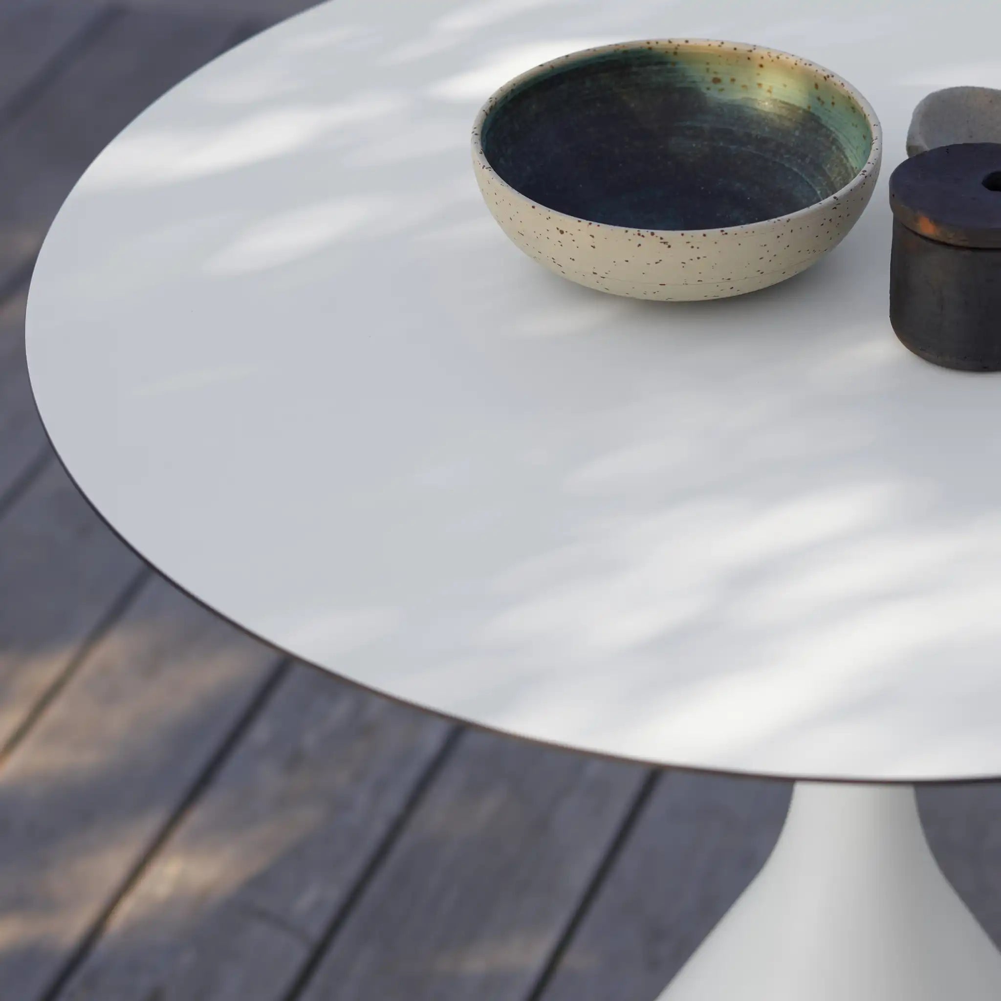 Satellite Round Bar Table