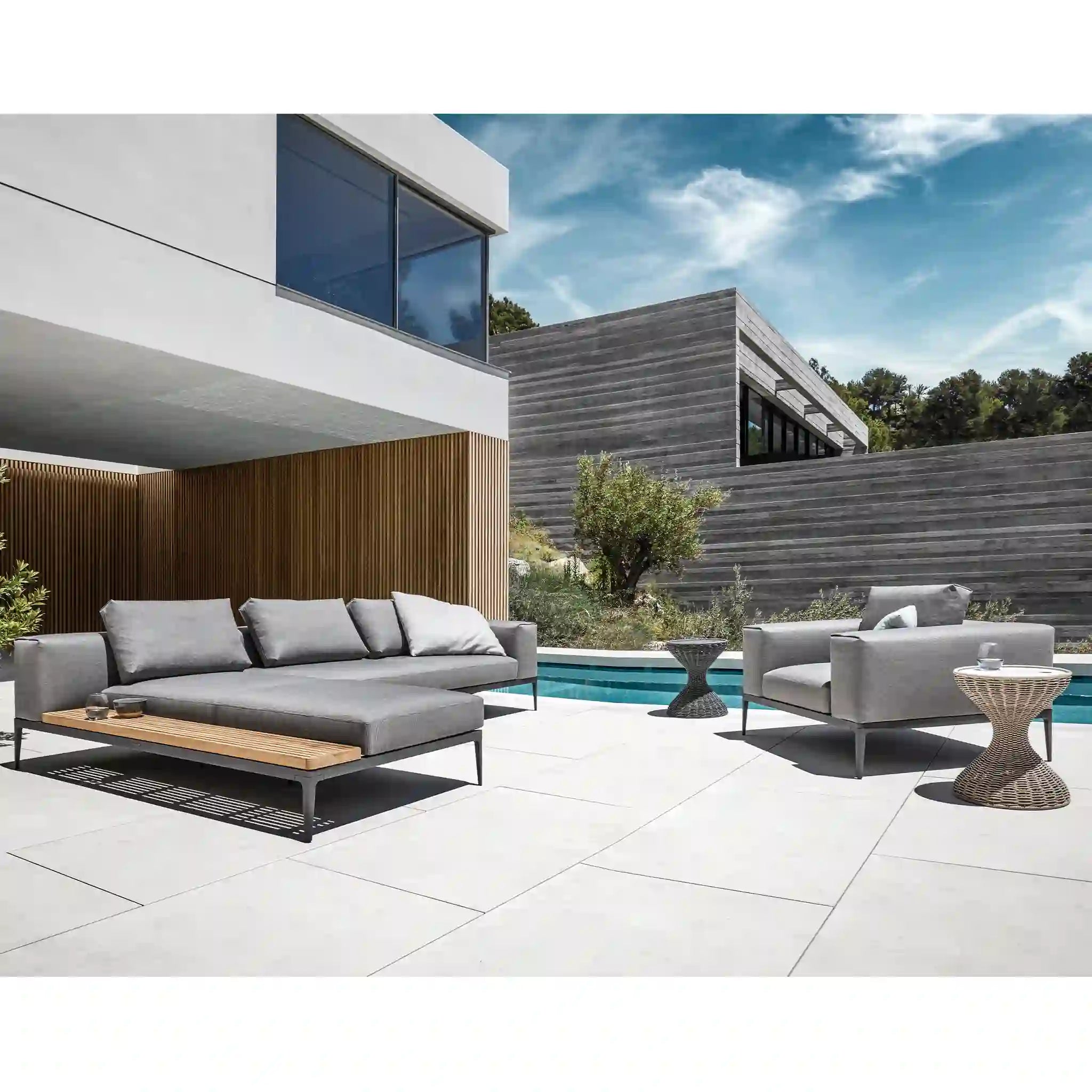 Grid 2 件套沙发配置