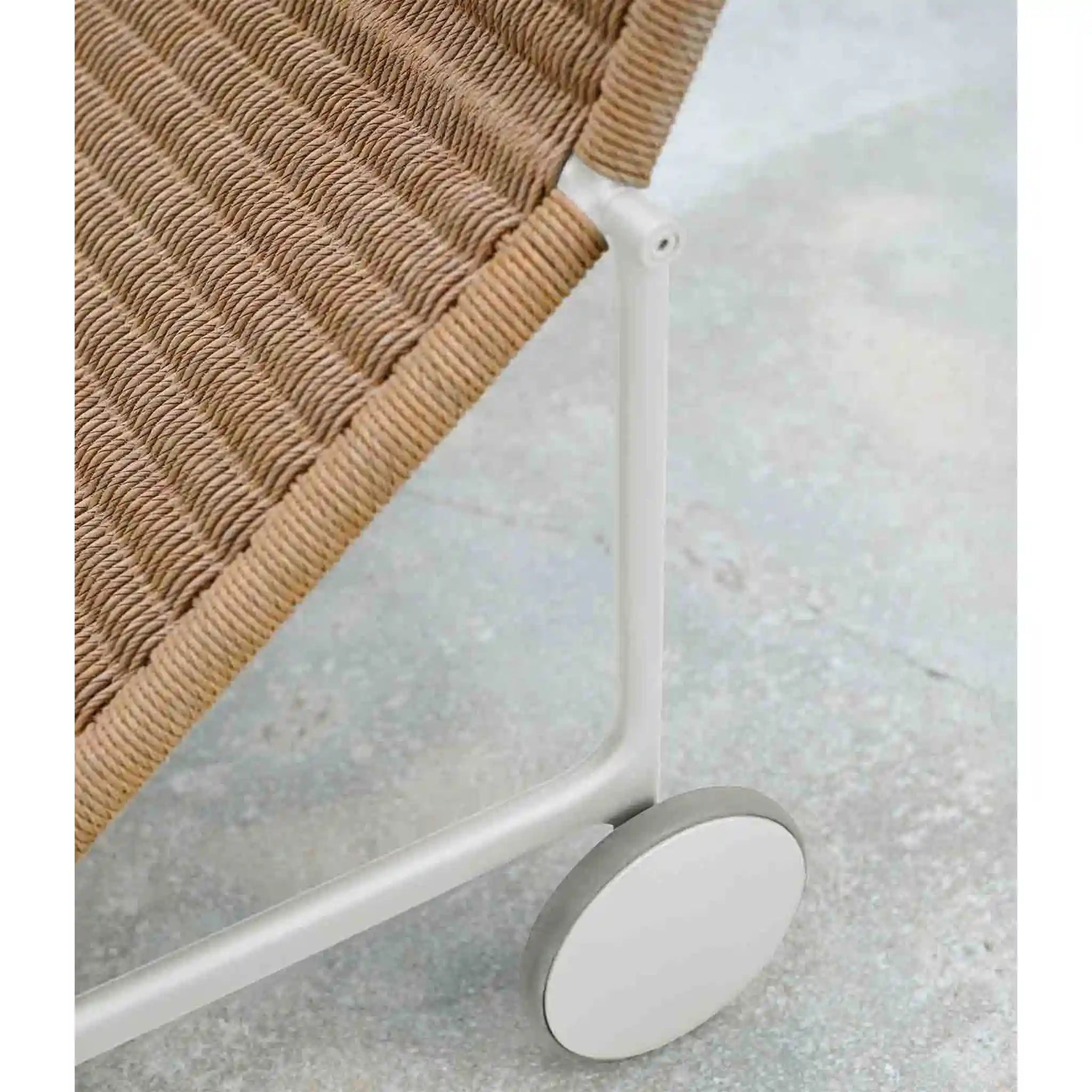 有扶手的Zenith休闲椅