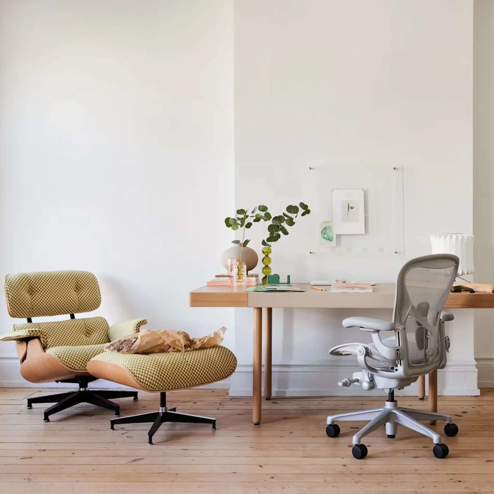 Aeron® Remastered Chair - Mineral