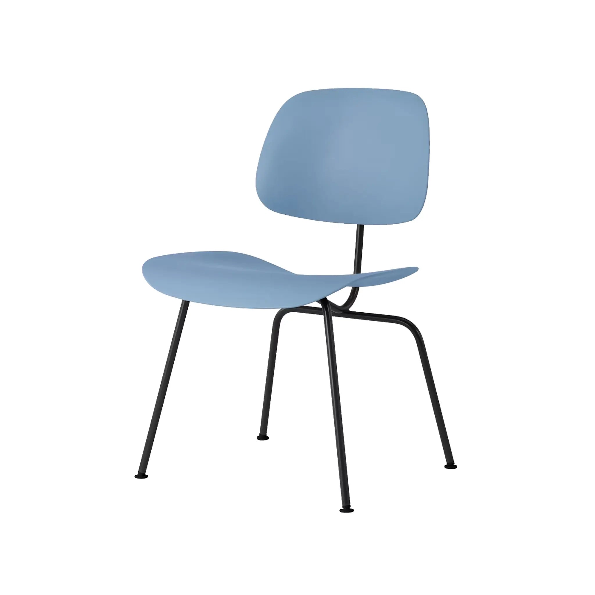 Eames® 塑料模压餐椅，带金属底座