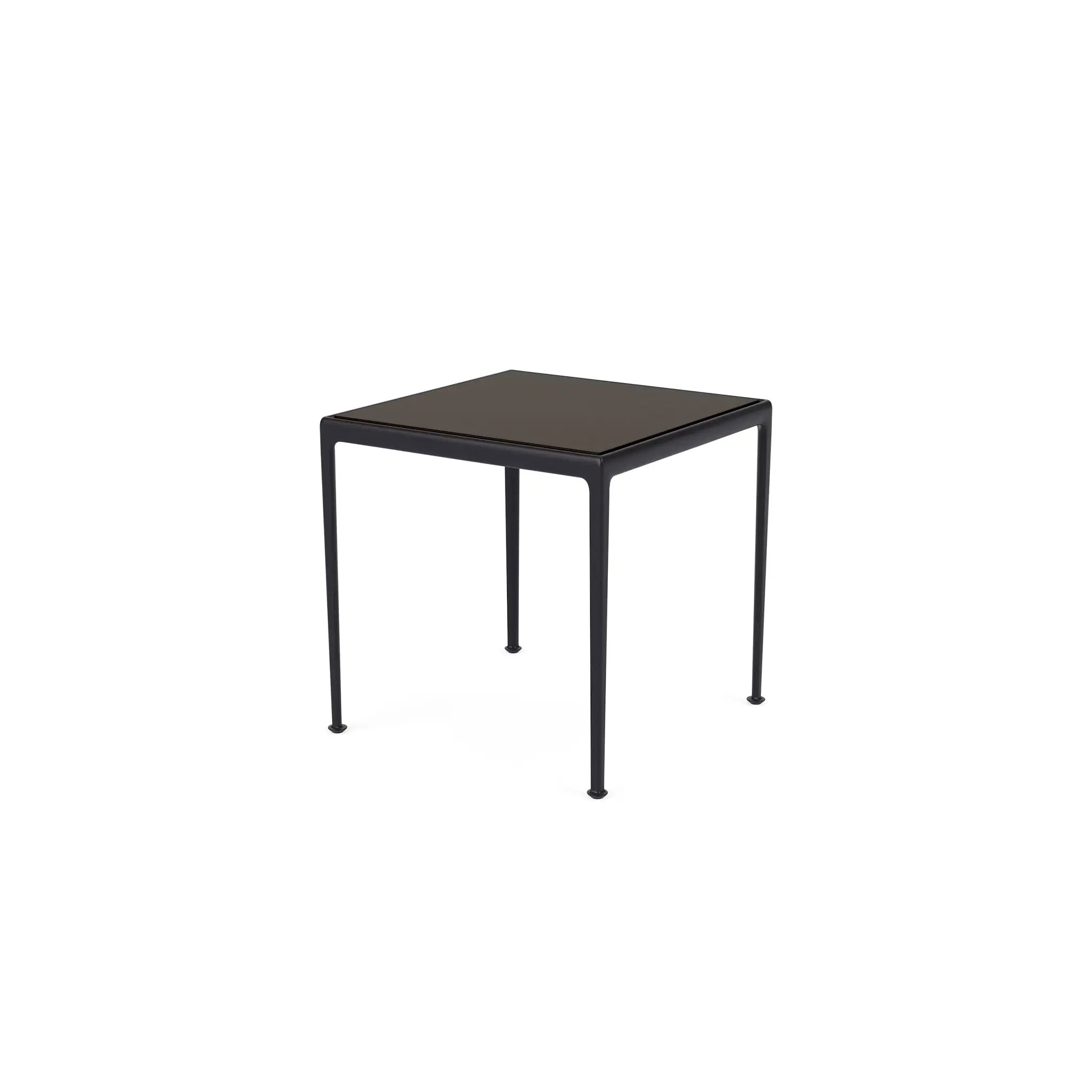 1966 系列餐桌 - 38" x 38"