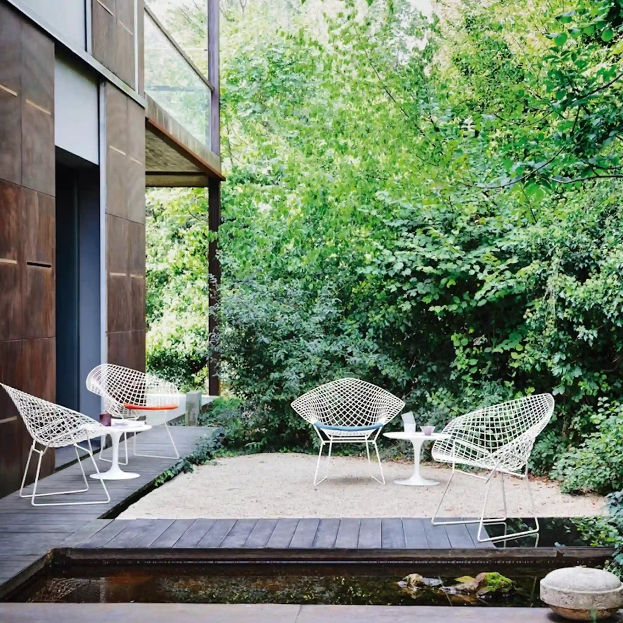 Bertoia Diamond Chair