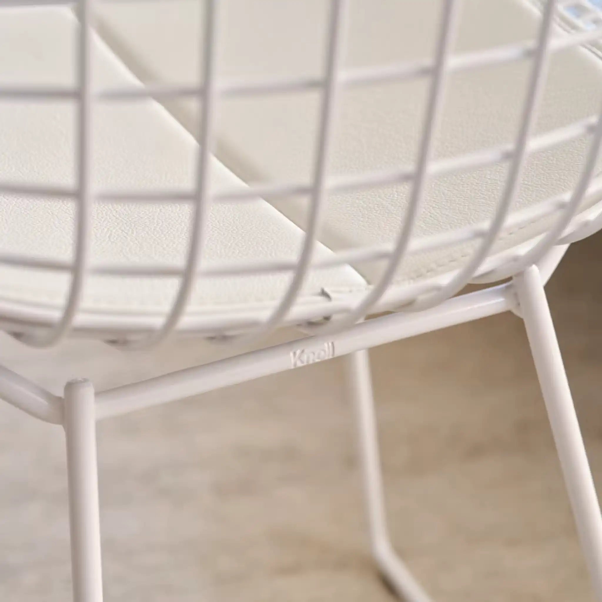 Bertoia 钻石椅 - 全罩