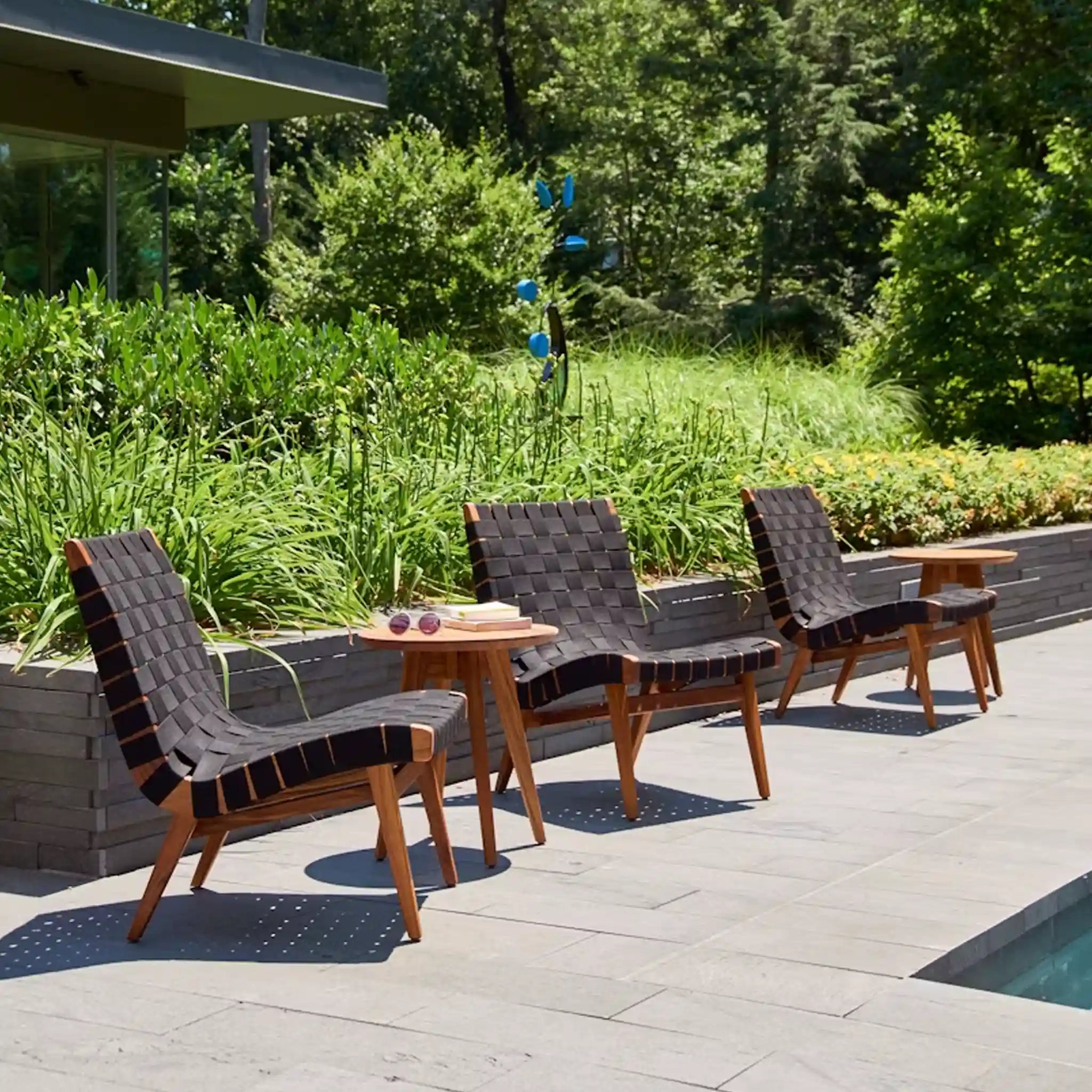 Risom Outdoor Lounge Chair
