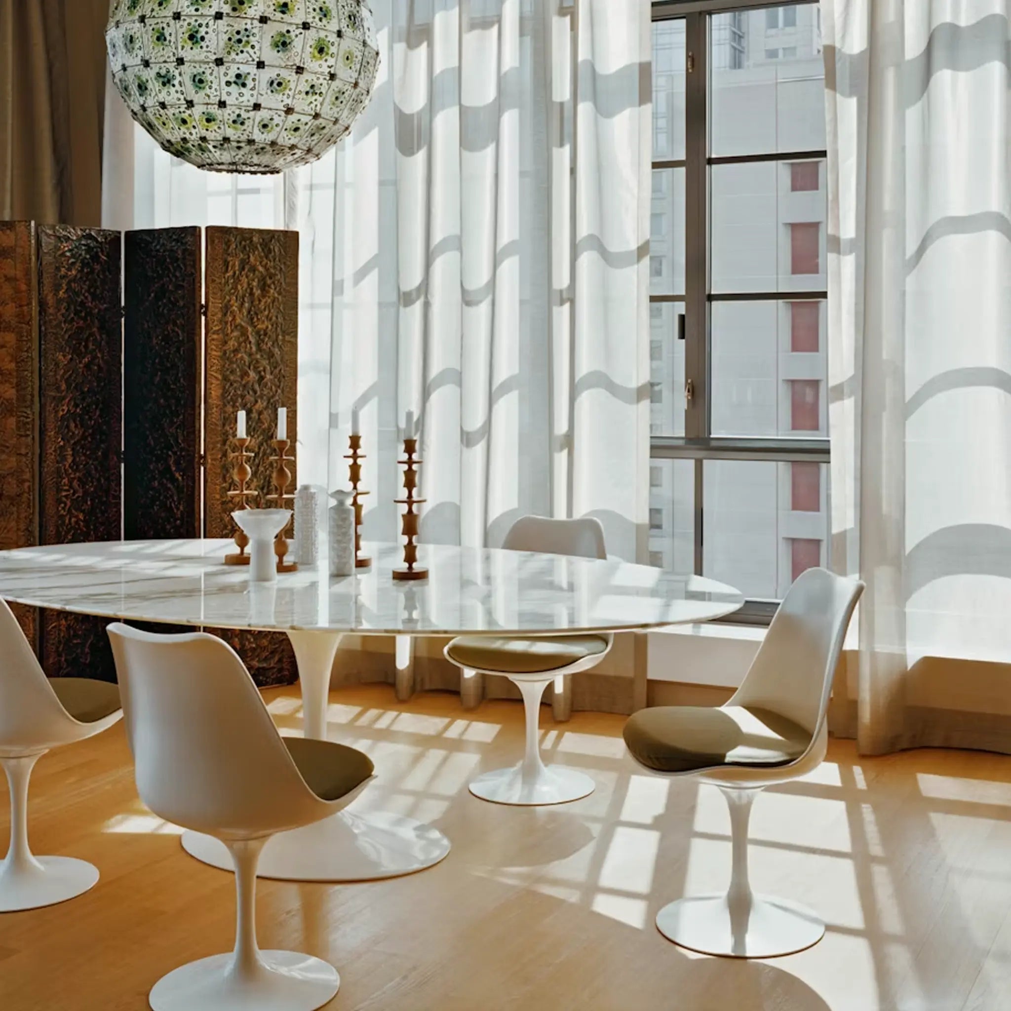 Saarinen Tulip Armless Chair - Upholstered
