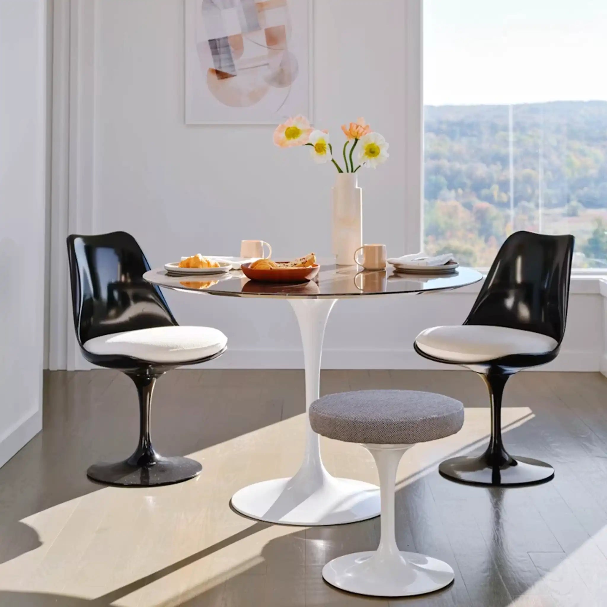 Saarinen Tulip Armless Chair - Upholstered