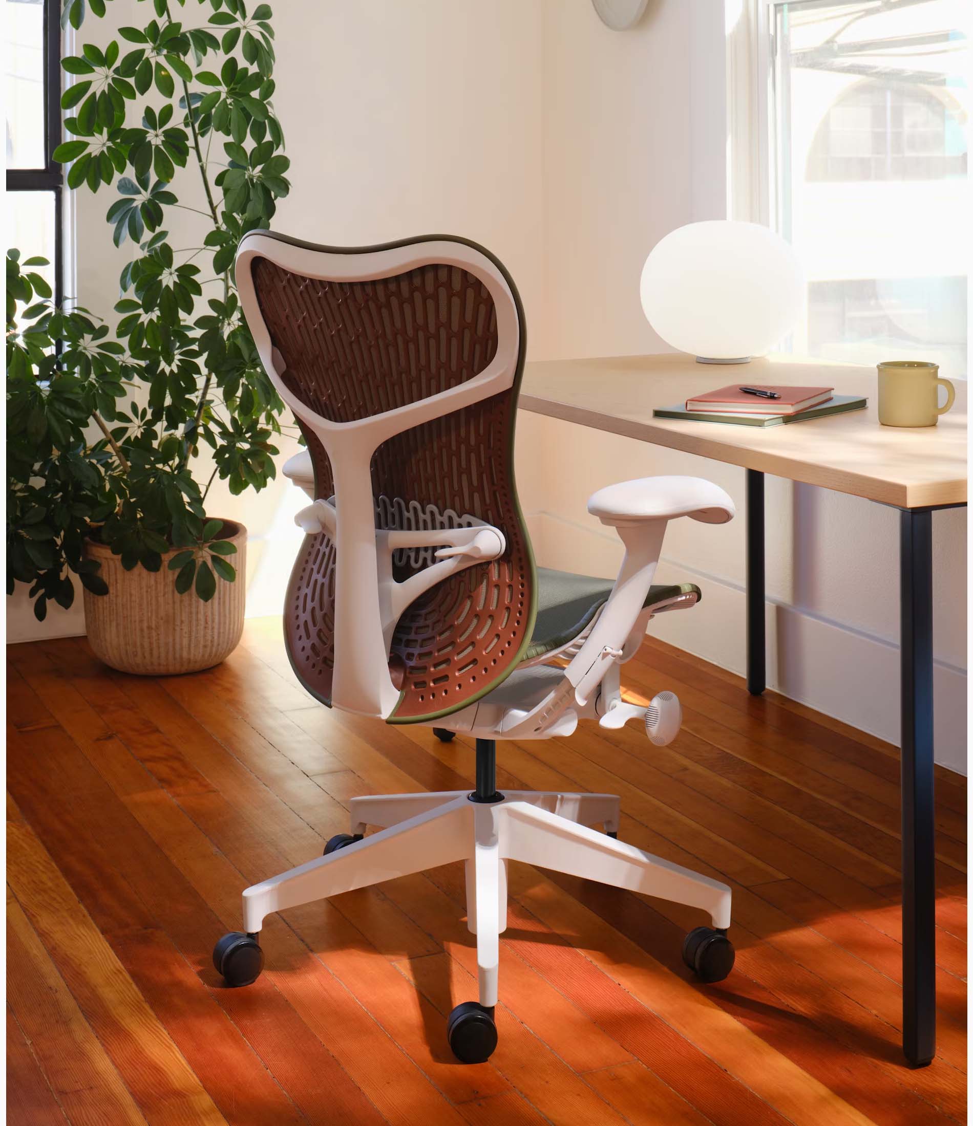 Mirra 2™ Chair - Fully Loaded Studio White Frame