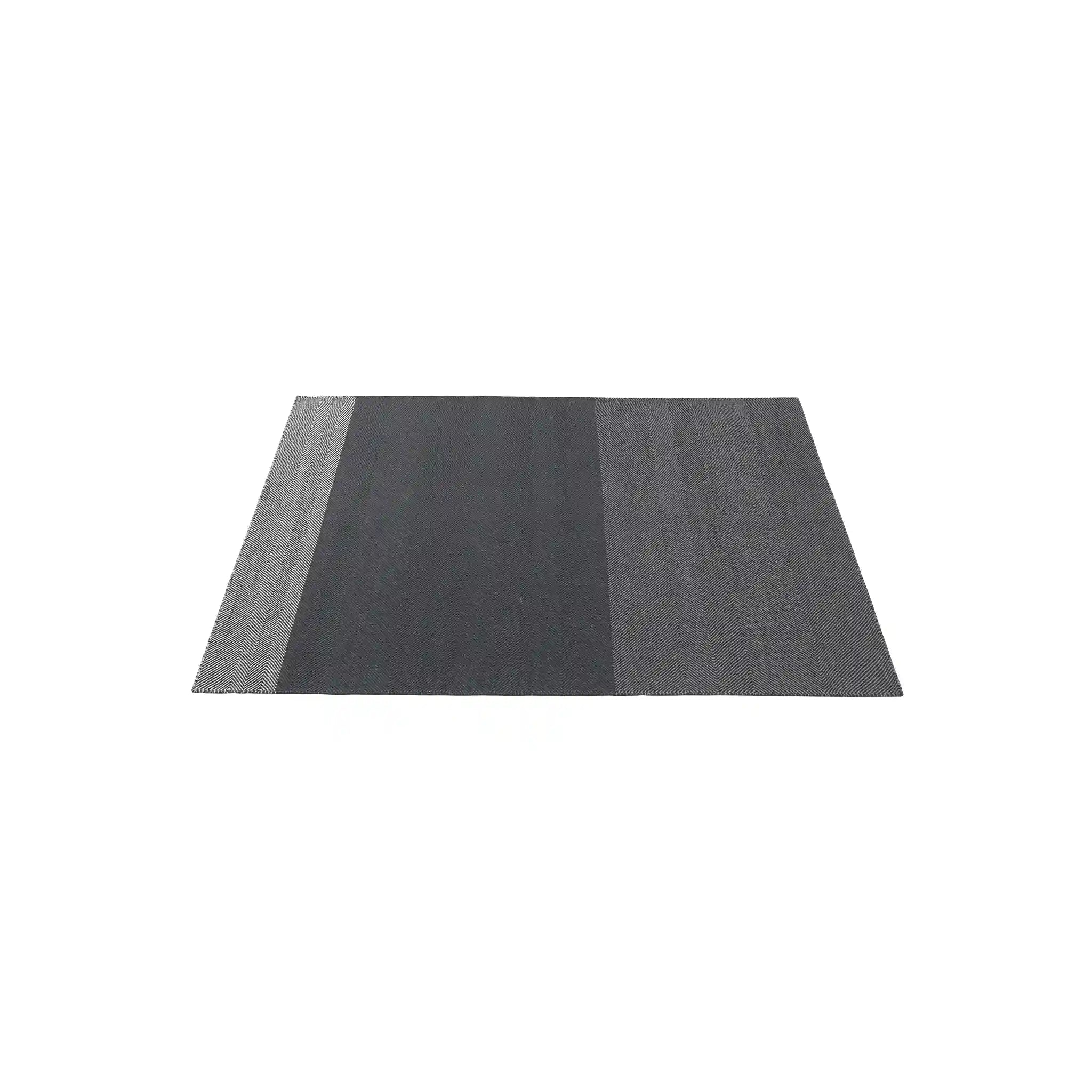 Varjo Rug