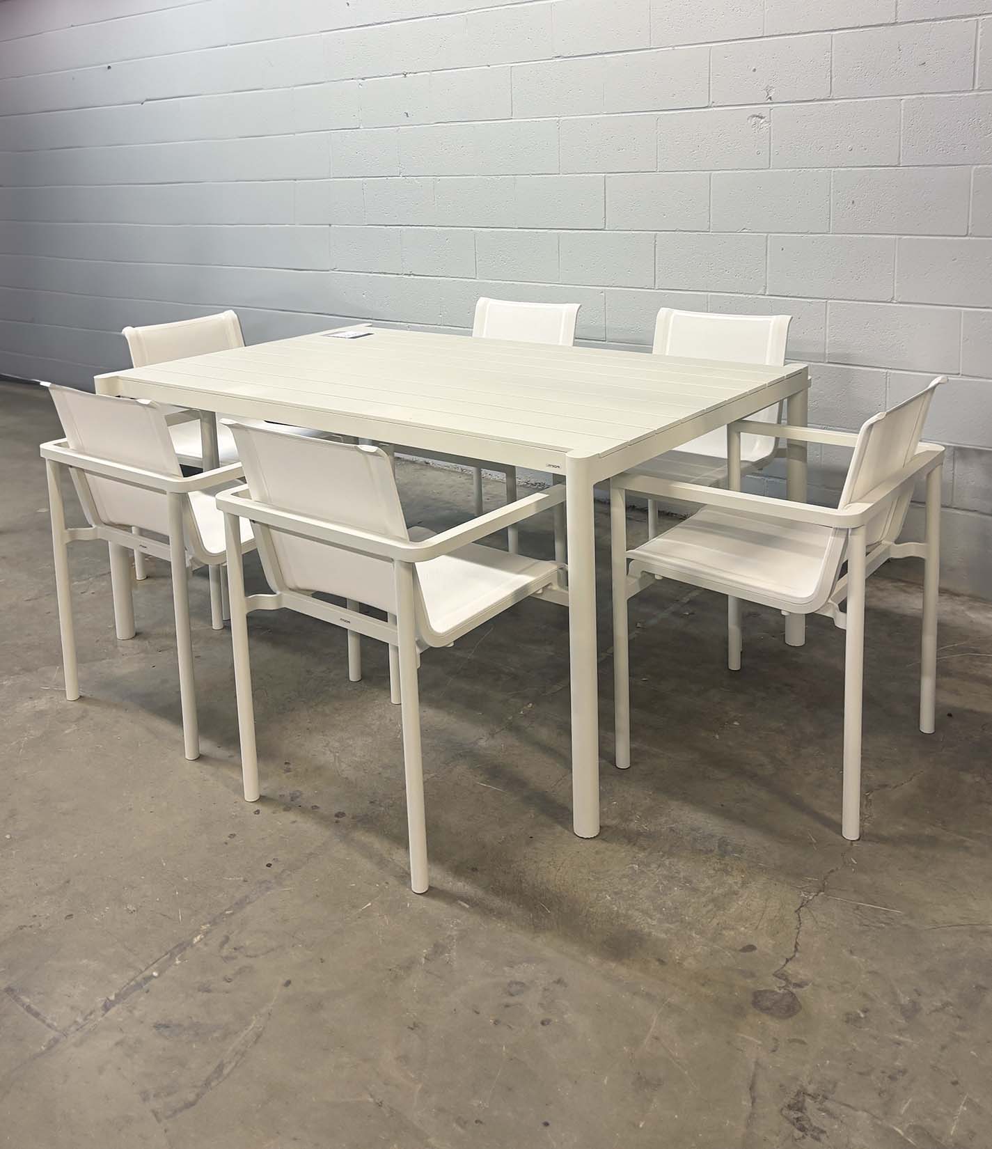 Outdoor Dining Table White: Stylish Elegance for Your Patio 3 Outdoor Dining Table White: Stylish Elegance for Your Patio