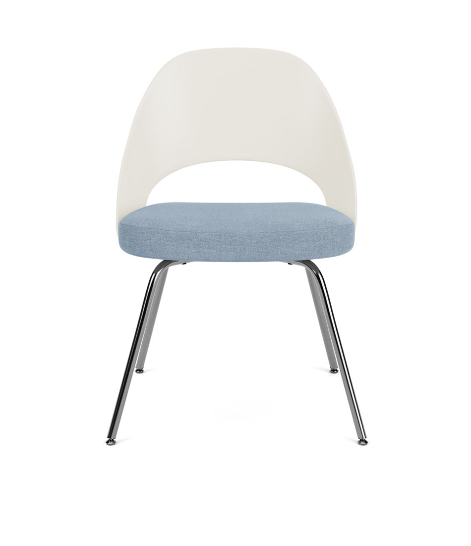 Saarinen 大班椅 - 塑料椅背和管状腿
