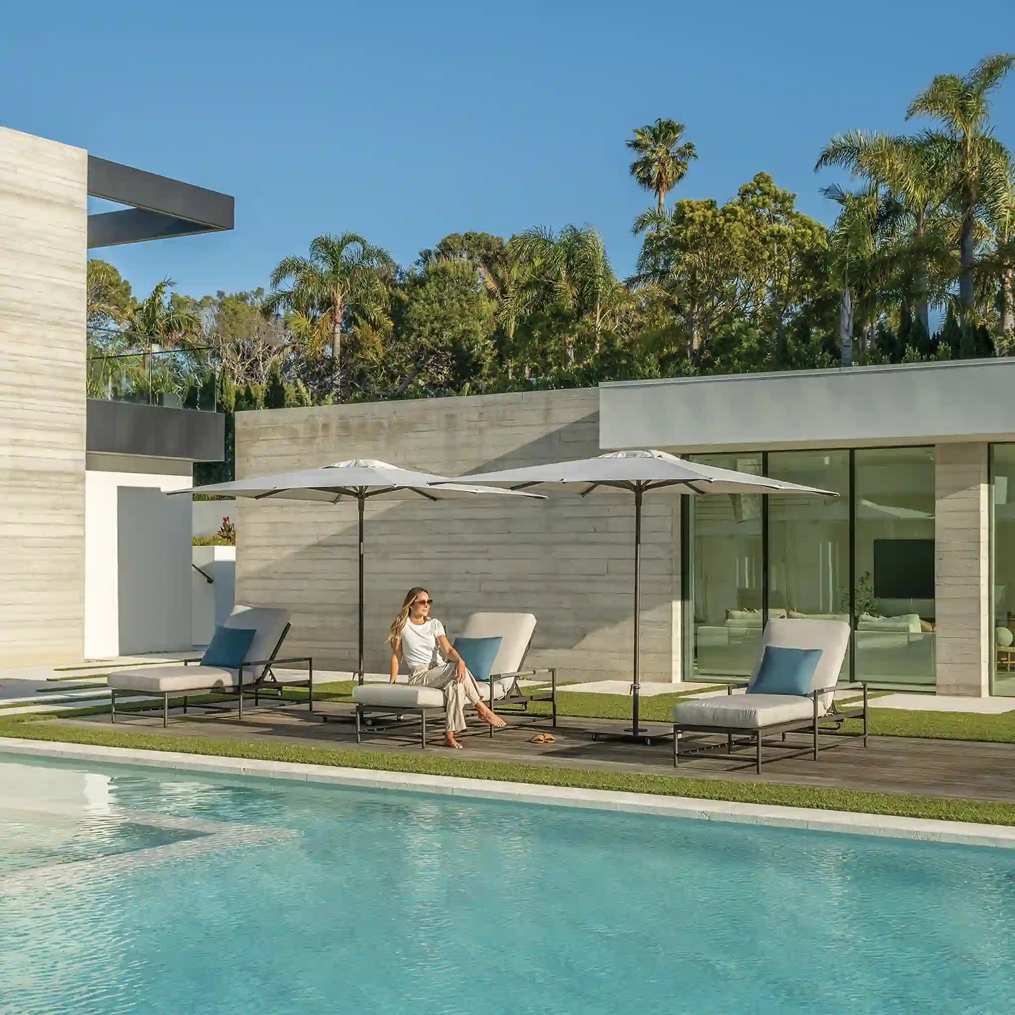 Libra Center Post - 8' Square