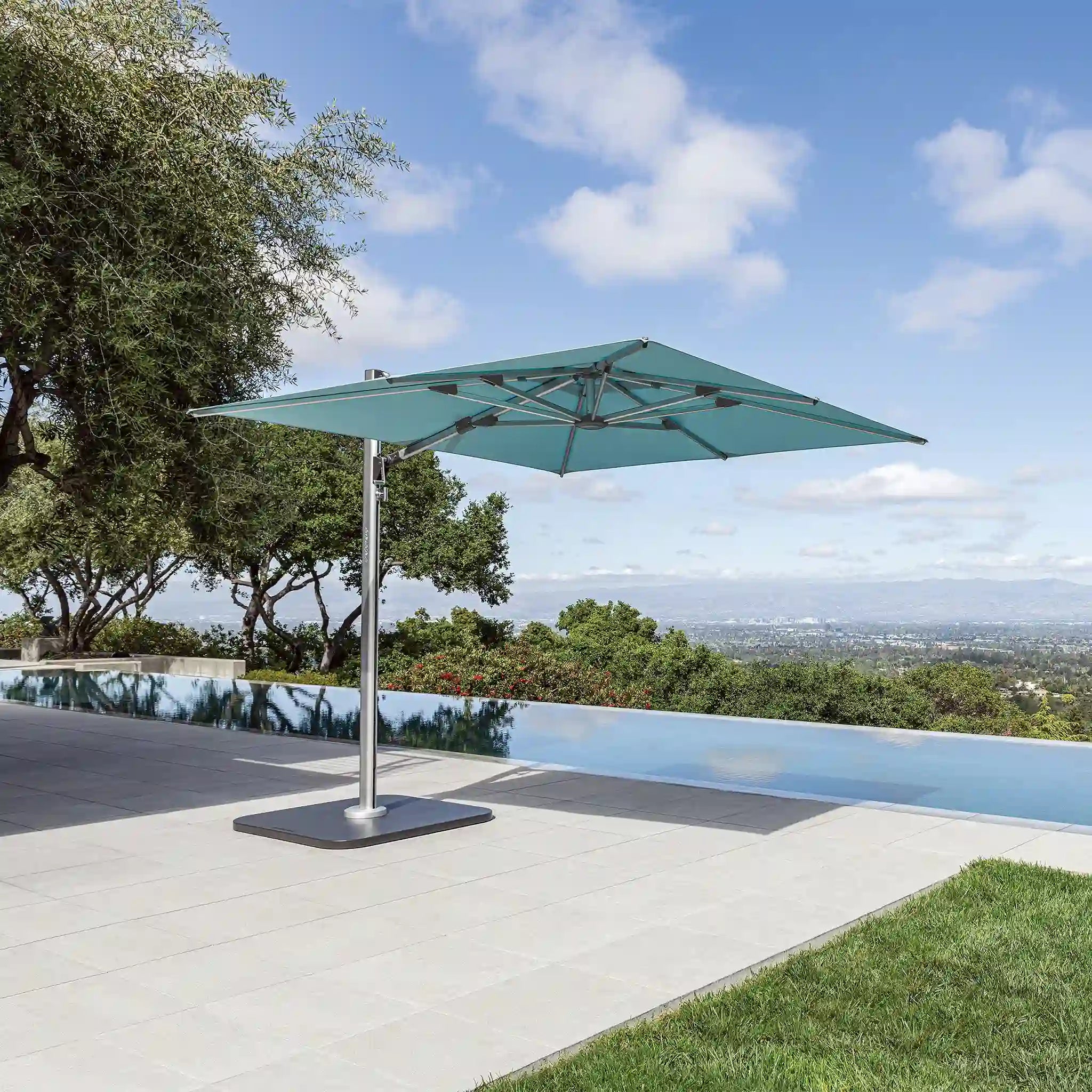 Solaris Cantilever - 10' Square