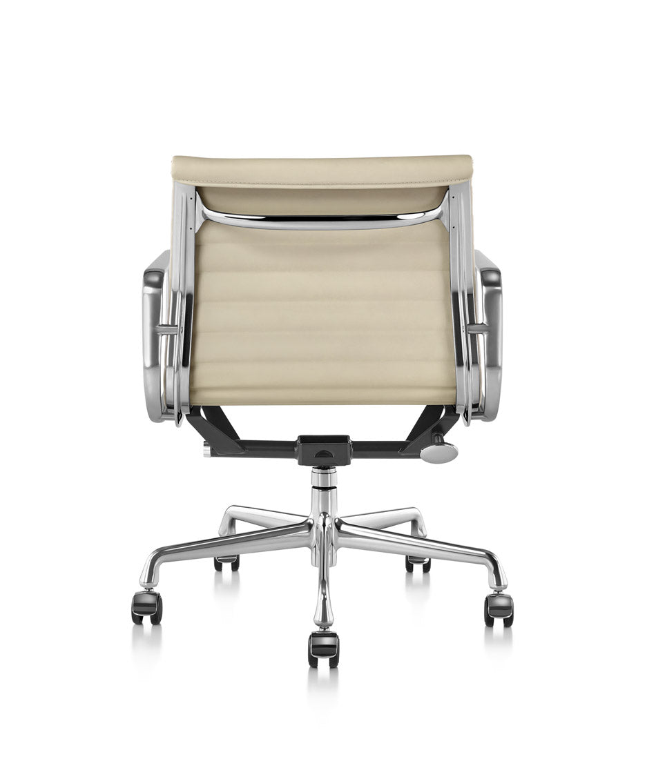 Eames® 铝制集团管理椅