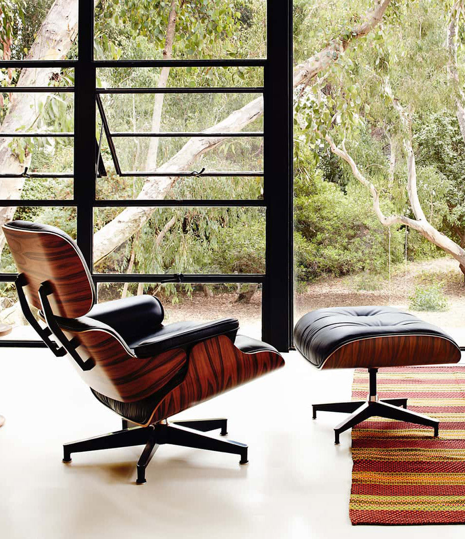 Eames® 休闲皮椅和脚凳 - 经典尺寸