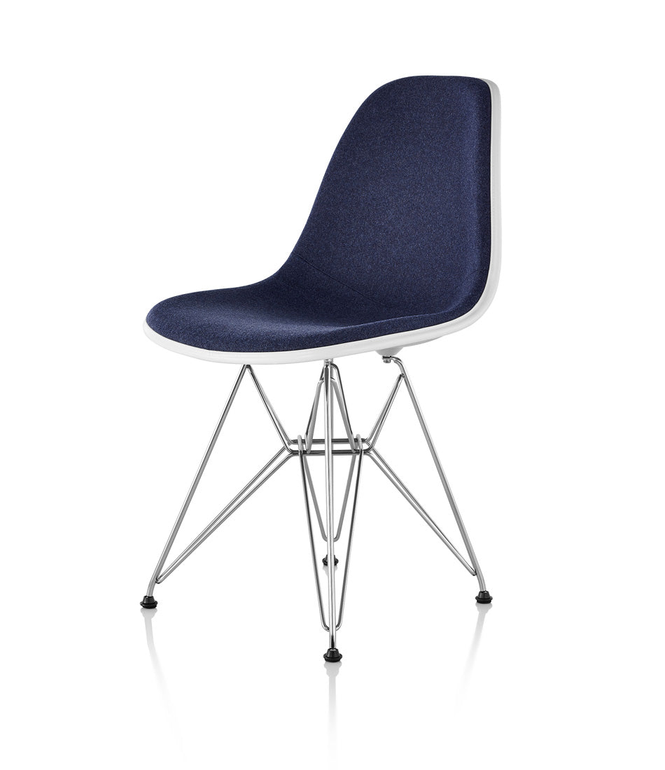 Eames® 模压塑料边椅，金属丝底座 - 软垫